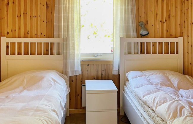 4 Person Holiday Home in Bengtsfors - Foto 8