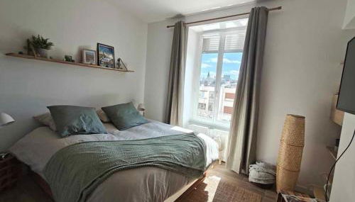 Superbe studio rénové proche Métro avec garage - Foto 4