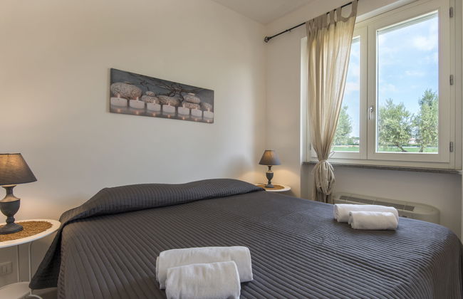 Marina Velca - Foto 11