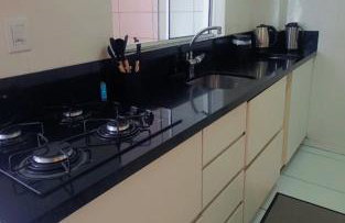 Casa em ambiente familiar - Foto 4