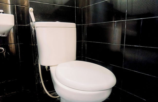 Comfy And Modern Studio At Kebagusan City Apartment - Foto 9