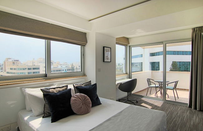 Phaedrus Living Luxury Suite Nicosia 507 - Foto 1