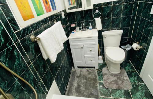 Nice 2 bedrooms, Massage Seat, close to New York, THE BEST CHOICE!! - Foto 21