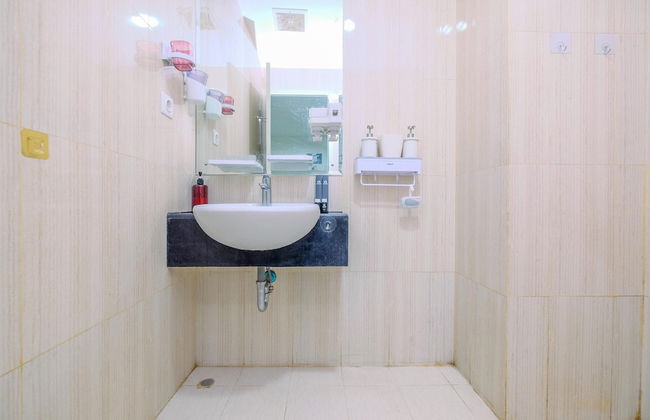 Homey And Comfy 2Br Sentul Tower Apartment - Foto 20