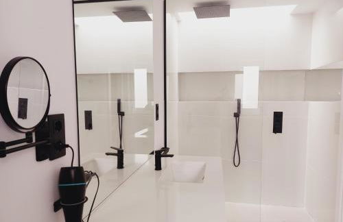 Sun Sea villa-heated pool - Photo 19