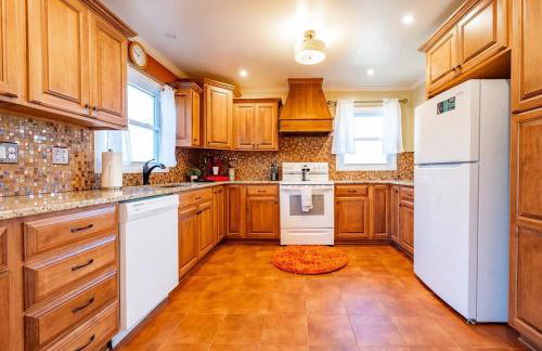 10mins to IUB: 4bd - Karaoke - Pickleball - Foto 36