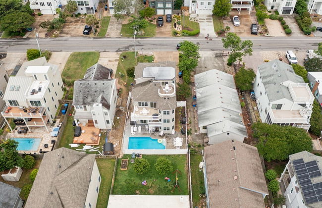 Coastal Escape w Pool Pool Table Walk to Beach - Foto 57