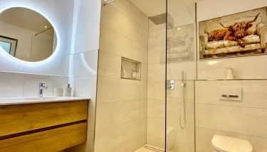 Modernes Deluxe-Apartment in Kaarst, nahe Düsseldorf, 93qm - Foto 3, Shower