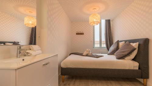 ATYPIQUE - 2 chambres avec salles de bains, cuisine équipée, parking gratuit - Foto 3, towels