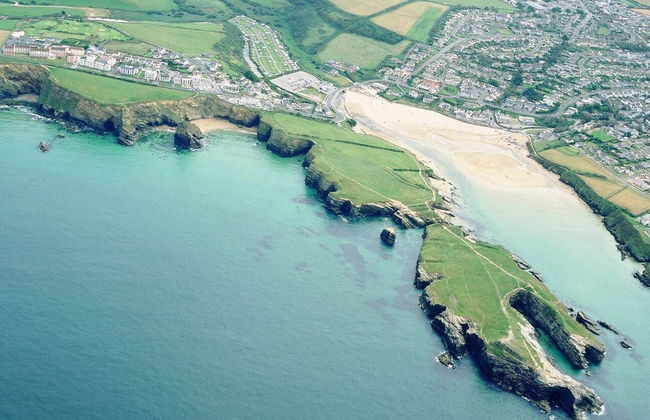 Beautiful Refurbished Home - Short Walk to the Beach - Foto 15