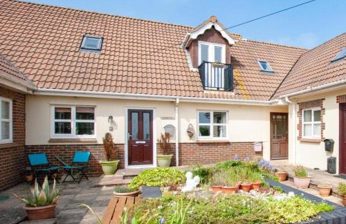 3 Bed in Brighstone oc-ic041 - Photo 19