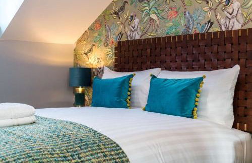 3BR Georgian Quarter Coach Houses - Private Parking - Foto 21