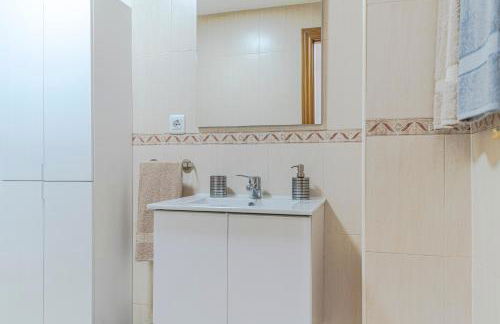 RentitSpain - Motril - Apto Falucho Varadero Relax, Mar y Comodidad - Foto 12