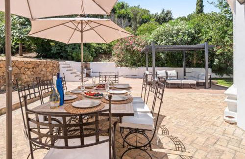 Elegant Villa with Pool & Golf Range in Sotogrande - Foto 13