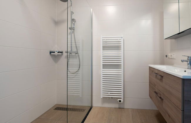 Apartment in Zeeland With Marina and Views - Photo 16