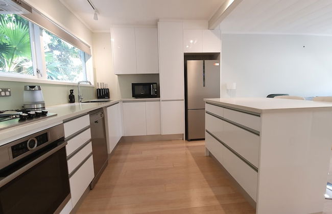 Herne Bay Gem Near Beach - Carpark - Foto 11