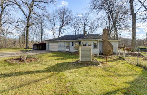 Secluded Home with Lake View in Delton! - Foto 32