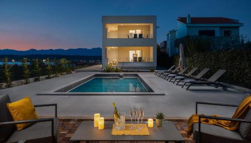 Villa Sunset Bay - amazing view and large heated pool - Foto 2