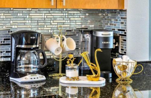 Resort Home near Disney Themed Jacuzzi Pool 2609 - Foto 14