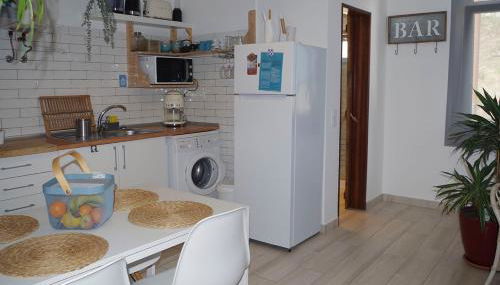 Agapito's Houses - Foto 5, stove, toaster, minibar