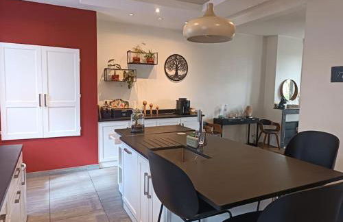 La Villa Bénédictins avec piscine - Foto 15