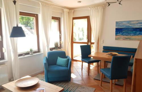 Fewo 7 im Fischerhaus Wintergarten und Terrasse mit Strandkorb - Foto 8