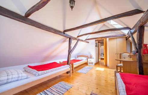 Awesome Home In Gornji Velemeric - Foto 23