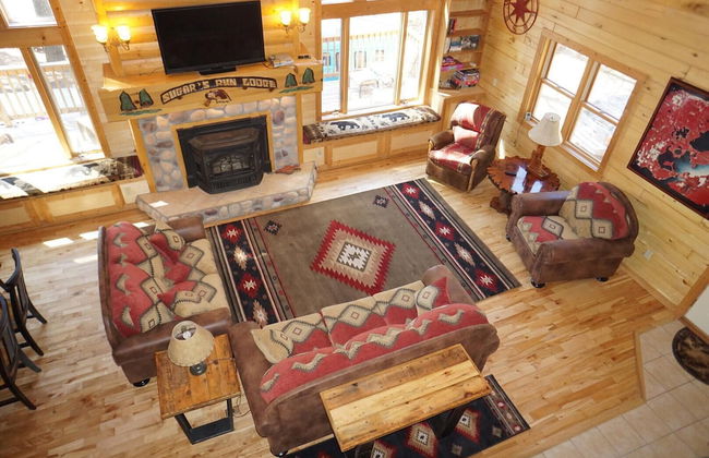 Sunset Cove Cabin On Lake Grindstone - Photo 16