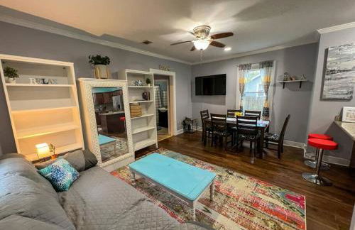 Historic Coastal Haven- Pet Friendly Fast Wi-Fi - Foto 5