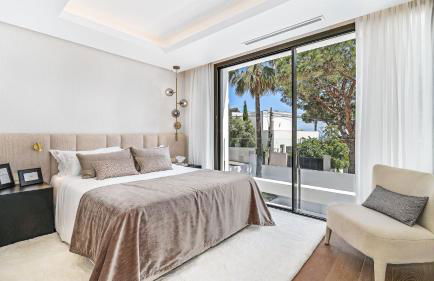 Villa exclusiva con piscina privada climatizada - Foto 27