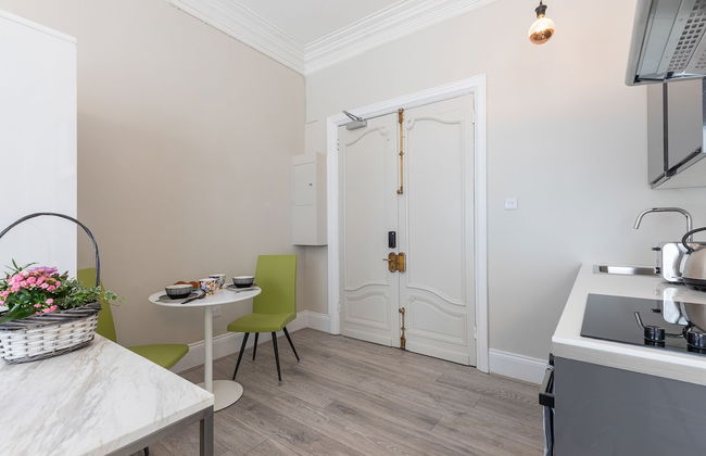 Luxurious Air Conditioned Apt High Street Kensington - Foto 50