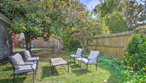 Cottage with Yard, Walk to Historic Attractions - Foto 2