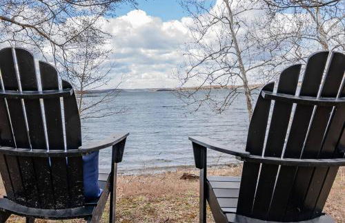 Lake Front King Suite: Full Kitchen-Lakefront Deck- Shared Hot Tub - Foto 7