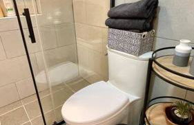 Apartment C, Restful,Cozy, close Sunland Park Mall - Foto 18