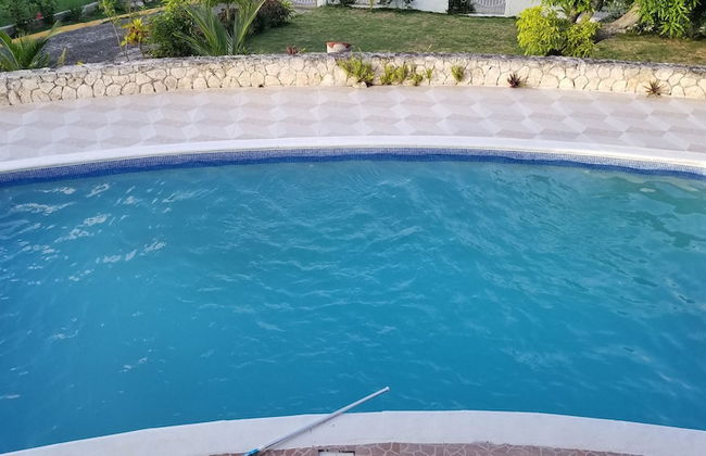 Holiday House at Villa Montego - Photo 38