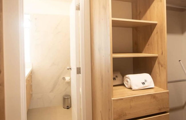 w Spotless 2BR With Balcony in Miraflores - Photo 21