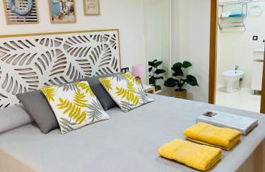 APARTAMENTO SITUADO EN EL CENTRO CON 3 HABITACIONES, DISPONE DE AIRE ACONDICIONADO Y WIFI A 150m DE LA PLAYA Y EL CASTILLO - Photo 11