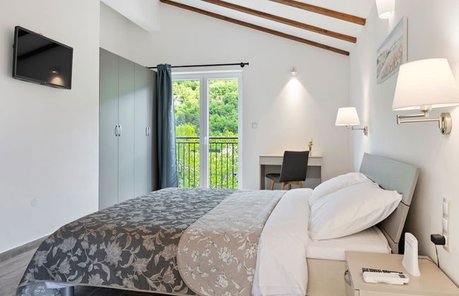 Quaint Holiday Home near Buzet with Terrace - Foto 4