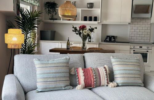 Aggie Beach Apartment - Unrivalled Beach Views - Foto 8