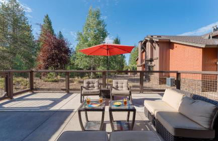 Luxe All-season Retreat by Avantstay Prime Location, Near Skiing - Foto 131