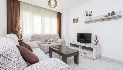 Apartamento Alaska 800 m de la Playa Parking Privado - Photo 2