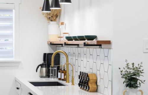 2 Bedroom House - Fire Pit Table BBQ - Downtown - Foto 13