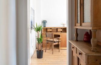 FeelsLikeHome - Schöne&zentral angebundene Altbauwohnung mit Parkplatz - Foto 10