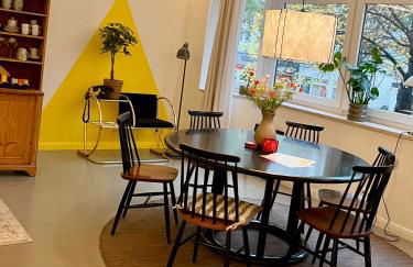 THE GREEN CHAIR Osterstraße - 65qm industrial apartment with balcony for 4-6 - Foto 1