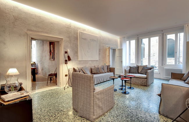 Stunning Modern Apartment in the Heart of Venice - Foto 16