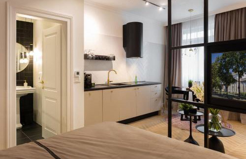 Pierrot & Pierrette Mesnicka - Foto 15