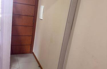 Room accommodates up to 5 complete apartment - Foto 8