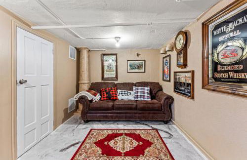 HOT TUB Firepit Pool Table Patio Cozy Downtown Denver - Foto 63