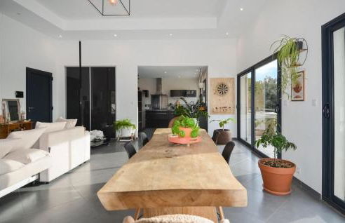 Gorgeous Home In Saint-Nazaire - Foto 5