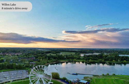 Oakbridge House - 6 mins drive to CMK - Free Parking, Fast WiFi, Smart TVs with Sky and Netflix by Yoko Property - Foto 34